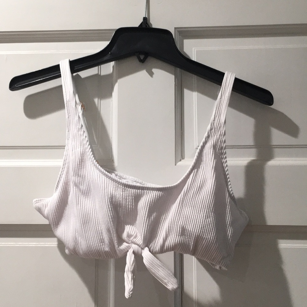 NEVER WORN bathing suit top